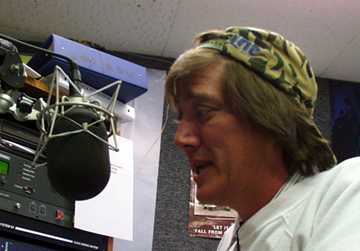 Kurt at B100